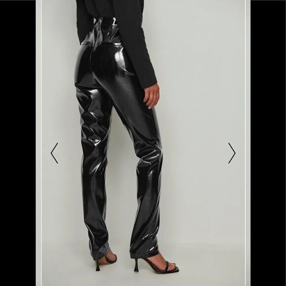 Fitted Vinyl Pants
NA-KD Party,Black - Picture 4 of 11